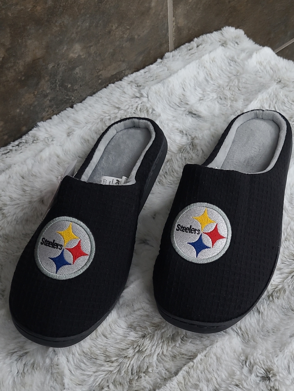 FOCO Pittsburgh Steelers Black Slide Sandals